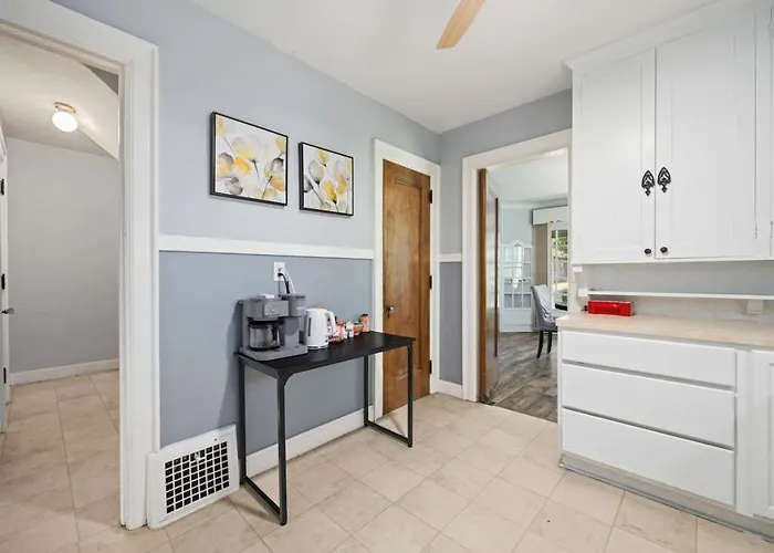 1515 Callender, Unit 2